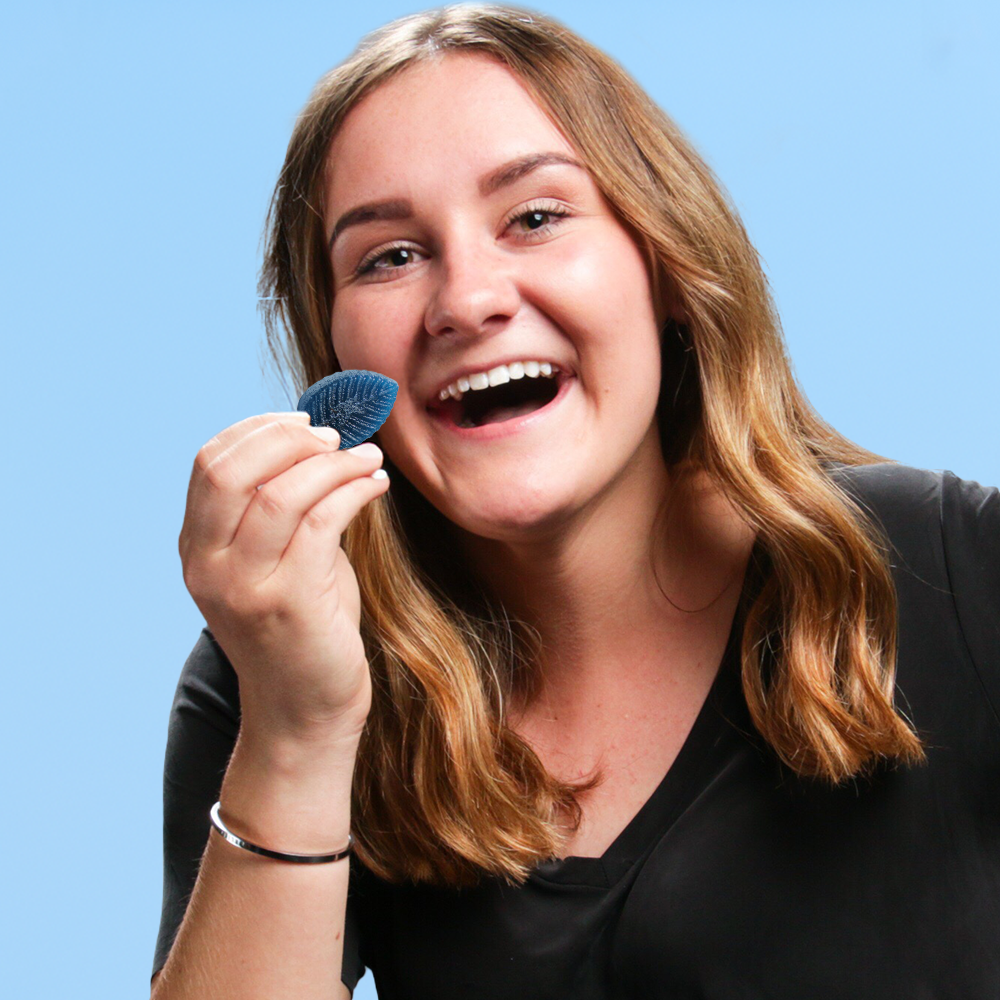 Enjoy a KRATOMade™ Blueberry Gummy!